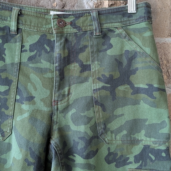 The North Face Heritage Camo Cargo Pants Size 4 Green Cargo Pockets - Picture 3 of 14